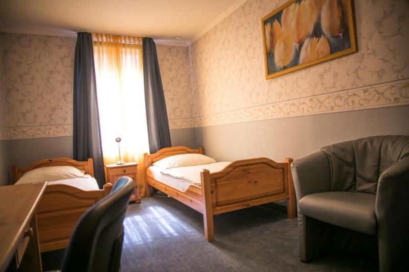 Hotel Am Rathaus 멘덴 외부 사진